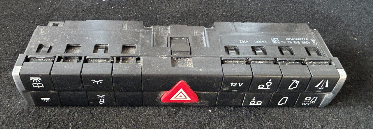 MERCEDES-BENZ ACTROS MP4 CONTROL PANEL - Armatuurlaud: pilt 2 MERCEDES-BENZ ACTROS MP4 CONTROL PANEL - Armatuurlaud: pilt 2