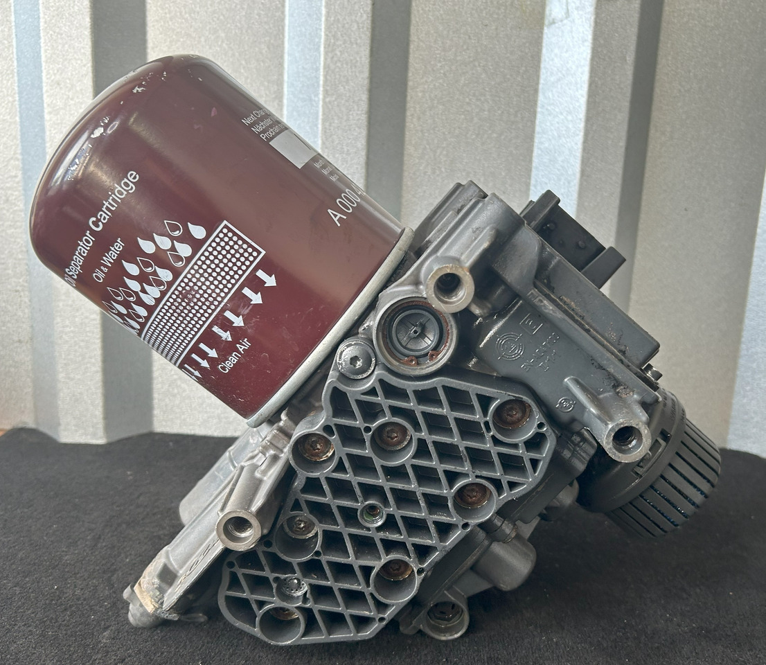 MERCEDES-BENZ ACTROS MP4 EAPU AIR DRYER - Piduriosad - Veoauto: pilt 2 MERCEDES-BENZ ACTROS MP4 EAPU AIR DRYER - Piduriosad - Veoauto: pilt 2