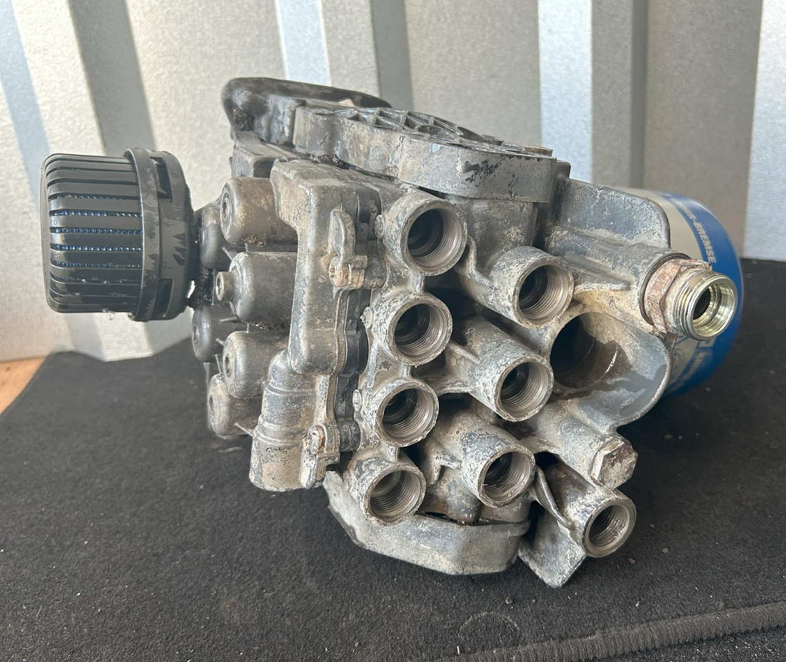 MERCEDES-BENZ ACTROS MP4 EAPU AIR DRYER - Piduriosad - Veoauto: pilt 5 MERCEDES-BENZ ACTROS MP4 EAPU AIR DRYER - Piduriosad - Veoauto: pilt 5