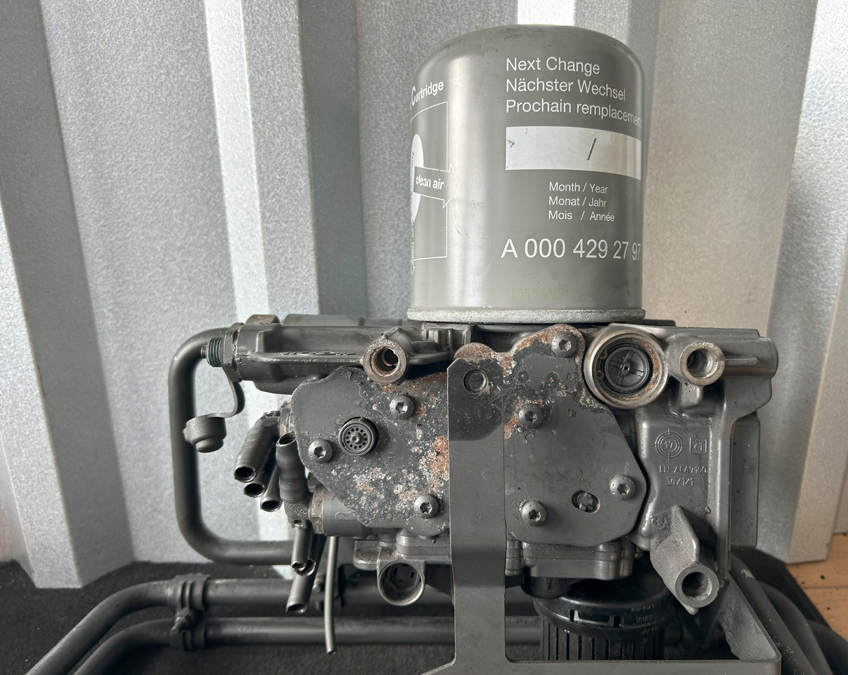 MERCEDES-BENZ ACTROS MP4 EAPU AIR DRYER WITH COIL - Piduriosad - Veoauto: pilt 2 MERCEDES-BENZ ACTROS MP4 EAPU AIR DRYER WITH COIL - Piduriosad - Veoauto: pilt 2