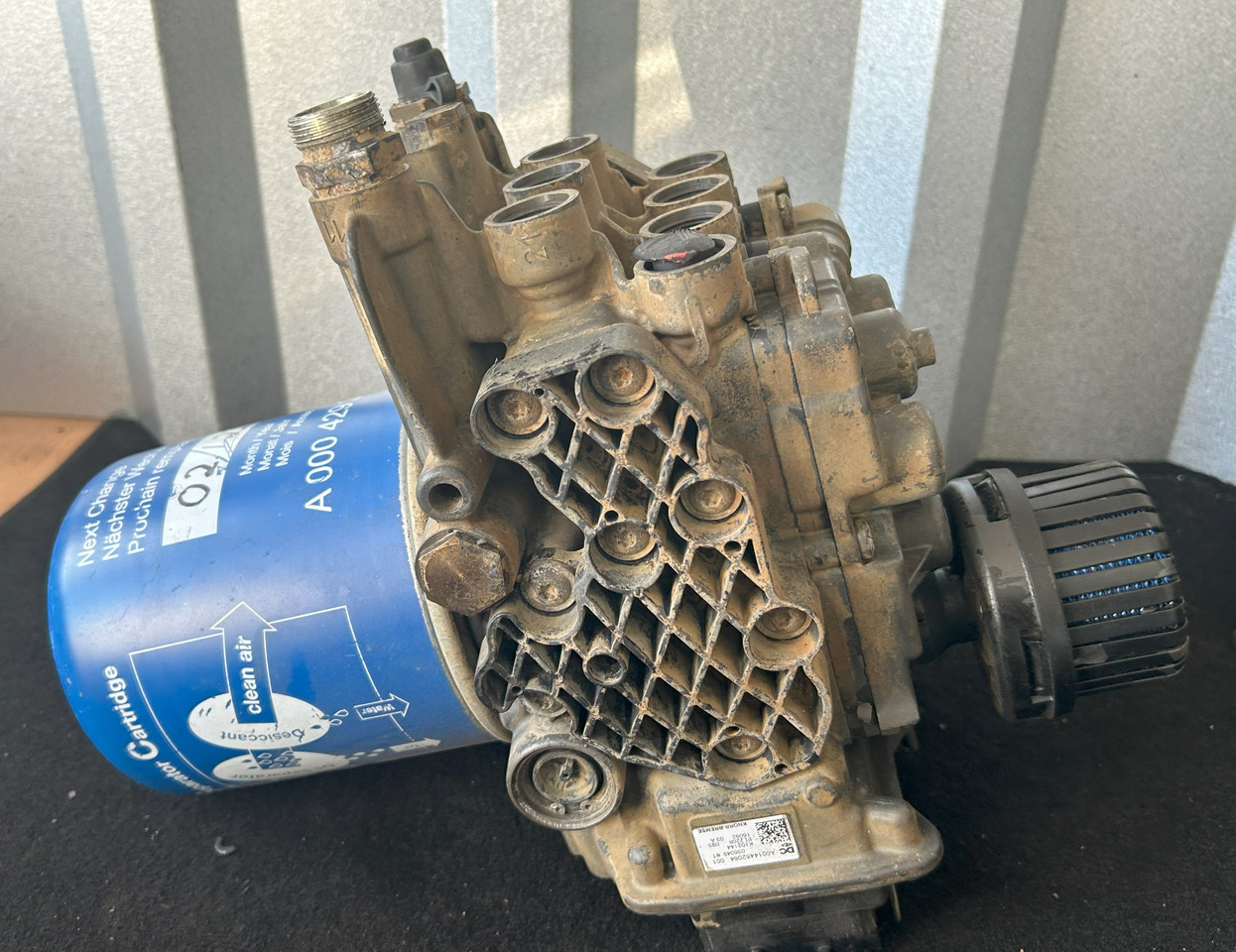 MERCEDES-BENZ AROCS MP4 EAPU AIR DRYER - Piduriosad - Veoauto: pilt 4 MERCEDES-BENZ AROCS MP4 EAPU AIR DRYER - Piduriosad - Veoauto: pilt 4