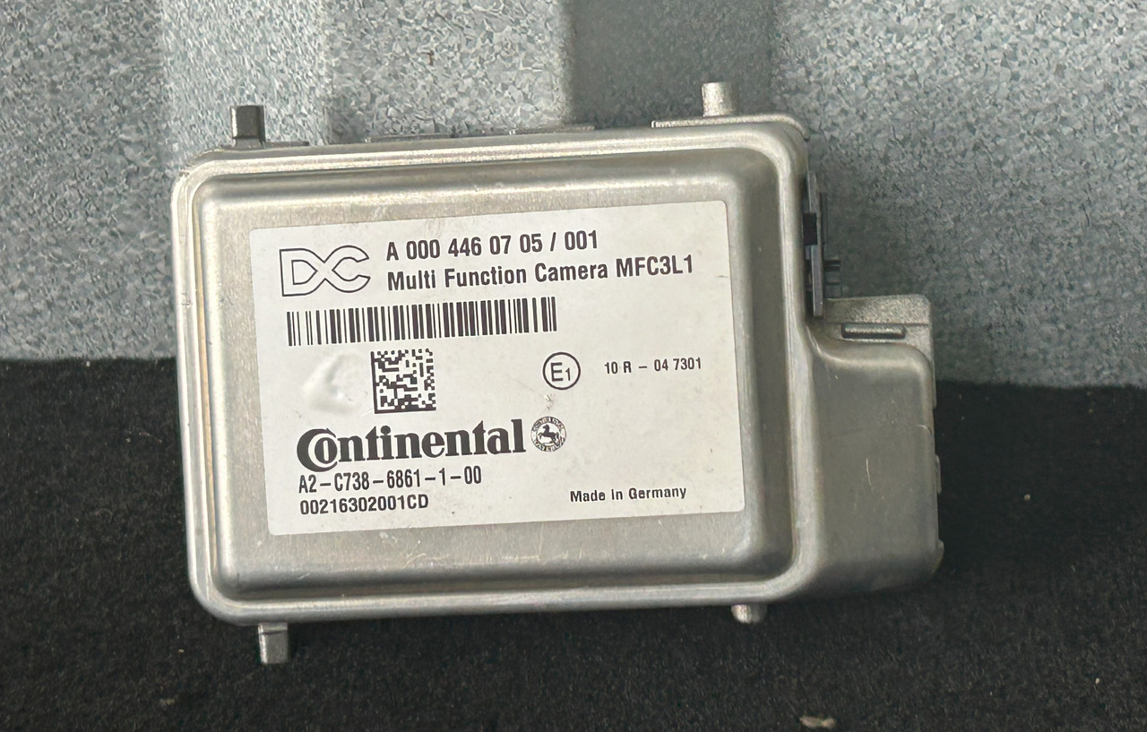 MERCEDES-BENZ AROCS MP4 WINDSCREEN CAMERA LANE ASSISTANT - Sensor: pilt 1 MERCEDES-BENZ AROCS MP4 WINDSCREEN CAMERA LANE ASSISTANT - Sensor: pilt 1