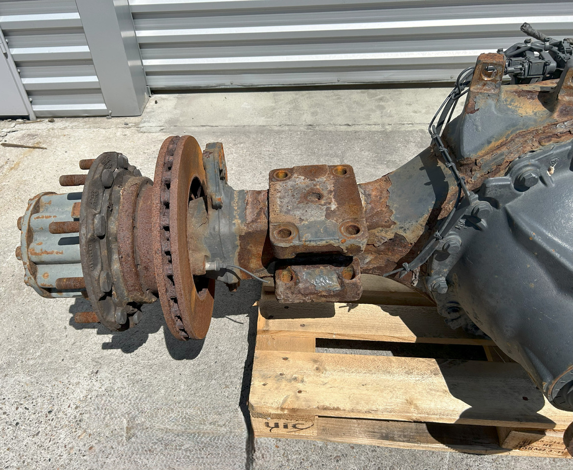 MERCEDES-BENZ REAR AXLE + HUBS ACTROS MP4 R440-13 2,846 - Tagatelg - Veoauto: pilt 3 MERCEDES-BENZ REAR AXLE + HUBS ACTROS MP4 R440-13 2,846 - Tagatelg - Veoauto: pilt 3