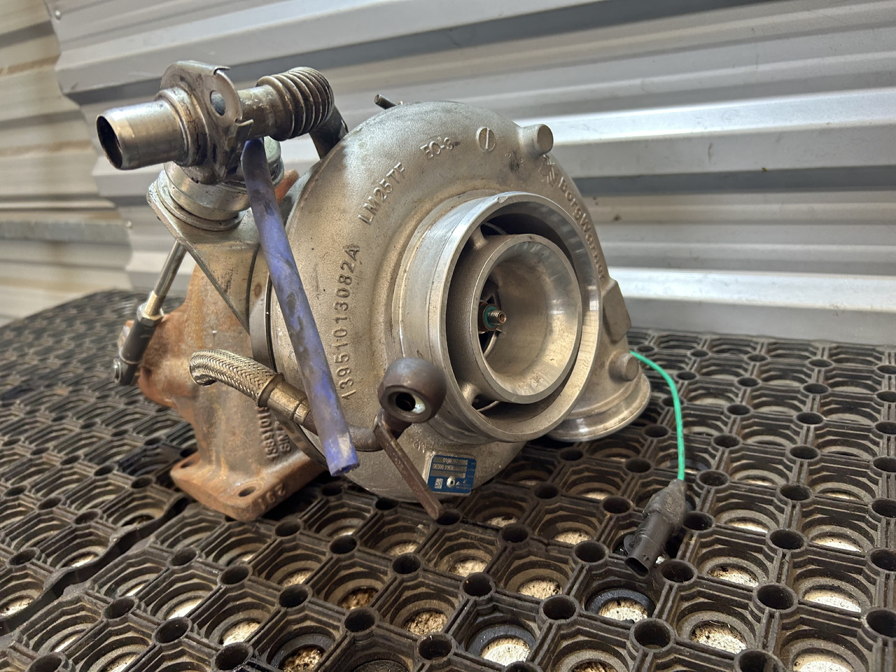 MERCEDES BorgWarner MERCEDES ACTROS MP4 - Turbo - Veoauto: pilt 1 MERCEDES BorgWarner MERCEDES ACTROS MP4 - Turbo - Veoauto: pilt 1