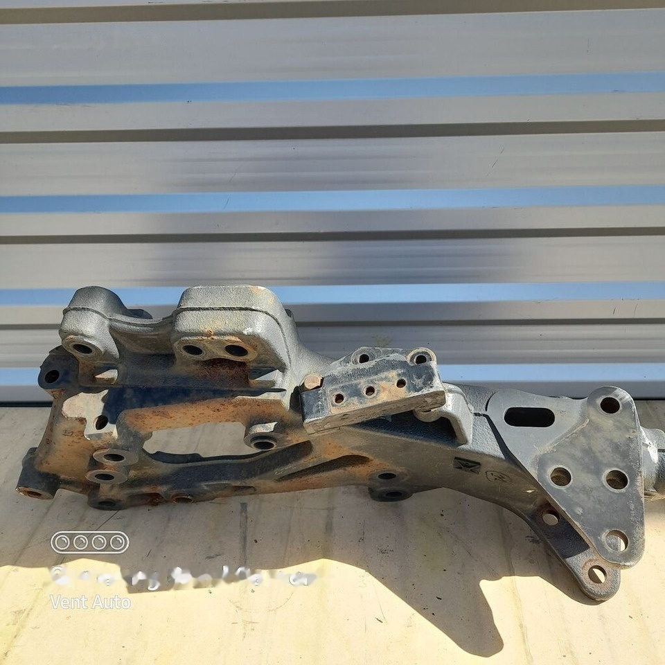 MOCOWANIE / UCHWYT Mercedes-Benz ACTROS MP4 A9613171128 Mercedes-Benz A9613171128 - Vedrustus - Veoauto: pilt 1 MOCOWANIE / UCHWYT Mercedes-Benz ACTROS MP4 A9613171128 Mercedes-Benz A9613171128 - Vedrustus - Veoauto: pilt 1