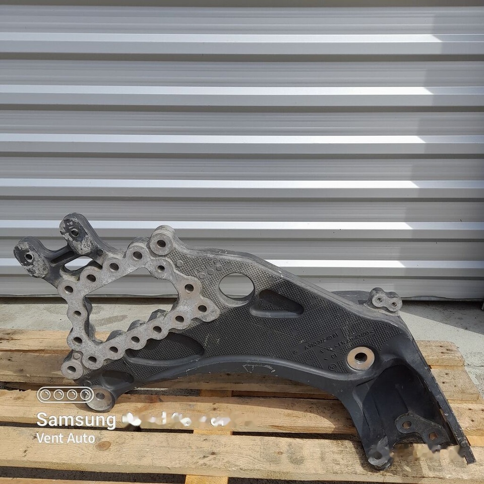 MOCOWANIE/ WSPORNIK RESORA RIGHT Mercedes-Benz ACTROS MP4 A9603224001 Mercedes-Benz A9603224001 - Kabiini vedrustus - Veoauto: pilt 1 MOCOWANIE/ WSPORNIK RESORA RIGHT Mercedes-Benz ACTROS MP4 A9603224001 Mercedes-Benz A9603224001 - Kabiini vedrustus - Veoauto: pilt 1