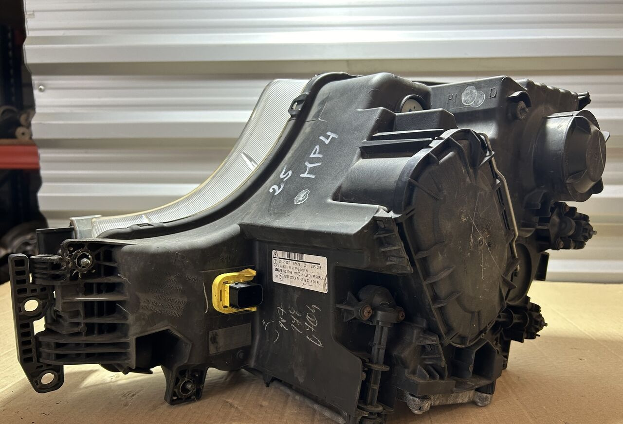 Mercedes-Benz ACTROS MP4 A9608200639 Mercedes-Benz ACTROS MP4 - Esituled - Veoauto: pilt 3 Mercedes-Benz ACTROS MP4 A9608200639 Mercedes-Benz ACTROS MP4 - Esituled - Veoauto: pilt 3