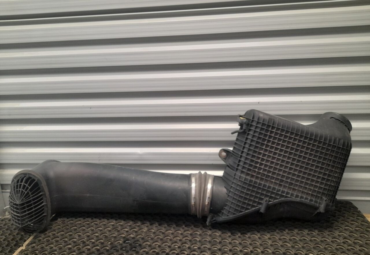 Mercedes-Benz ACTROS MP4 - Õhufilter - Veoauto: pilt 1 Mercedes-Benz ACTROS MP4 - Õhufilter - Veoauto: pilt 1