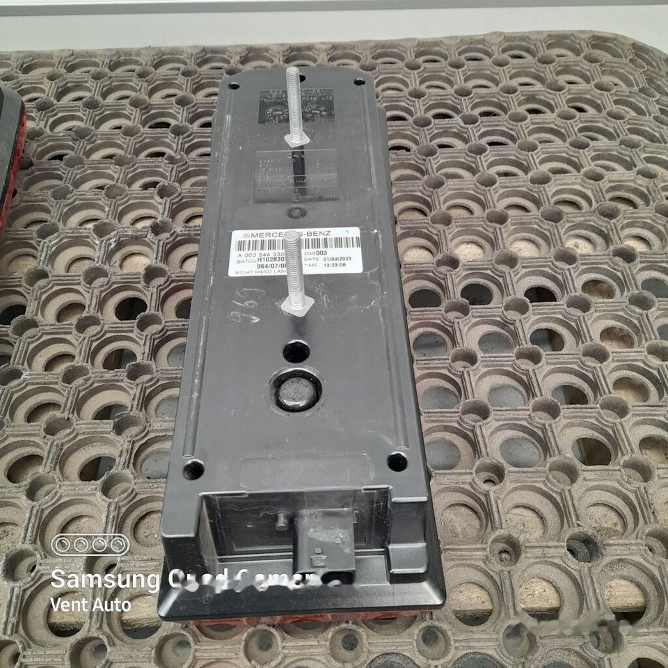 Mercedes-Benz ACTROS MP5 A0035443303 - Tagatuled - Veoauto: pilt 4 Mercedes-Benz ACTROS MP5 A0035443303 - Tagatuled - Veoauto: pilt 4