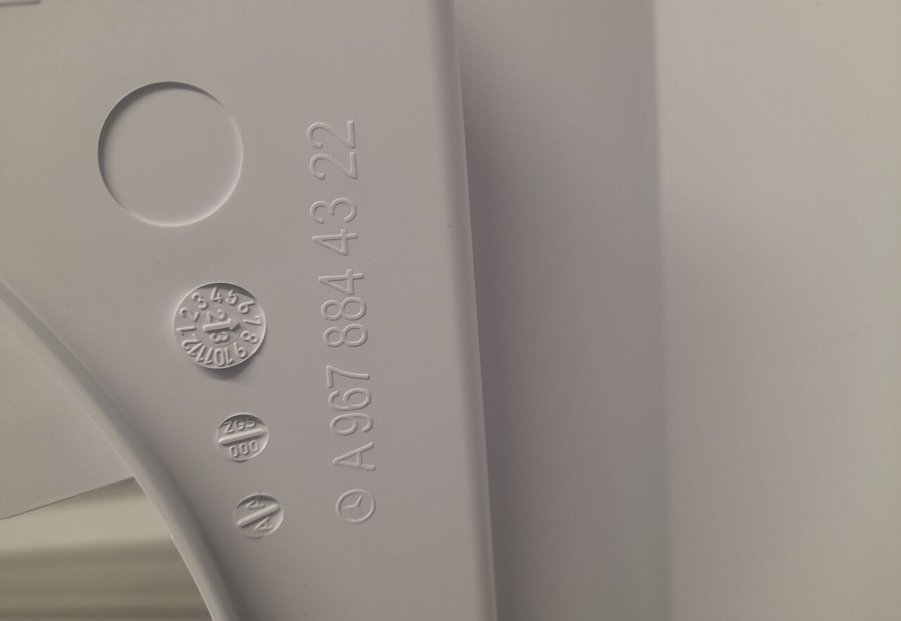 Mercedes-Benz ATEGO A9678844322 - Pealisehitus ja välispind - Veoauto: pilt 4 Mercedes-Benz ATEGO A9678844322 - Pealisehitus ja välispind - Veoauto: pilt 4