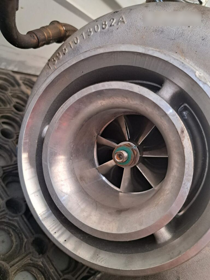 Mercedes-Benz Antos Actros MP4 0M470   Mercedes-Benz ACTROS MP4 truck - Turbo - Veoauto: pilt 3 Mercedes-Benz Antos Actros MP4 0M470   Mercedes-Benz ACTROS MP4 truck - Turbo - Veoauto: pilt 3