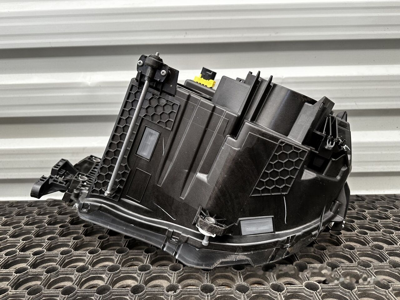 Mercedes-Benz LED ACTROS AROCS MP5 Mercedes-Benz ACTROS MP4 - Esituled - Veoauto: pilt 4 Mercedes-Benz LED ACTROS AROCS MP5 Mercedes-Benz ACTROS MP4 - Esituled - Veoauto: pilt 4