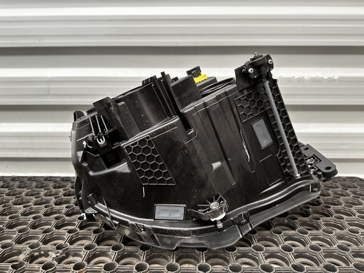 Mercedes-Benz LED ACTROS AROCS MP5 Mercedes-Benz ACTROS MP4 - Esituled - Veoauto: pilt 5 Mercedes-Benz LED ACTROS AROCS MP5 Mercedes-Benz ACTROS MP4 - Esituled - Veoauto: pilt 5