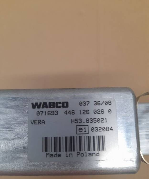 Mercedes-Benz MERCEDES ACTROS MP3 446126026 truck - Mootori juhtimisseade - Veoauto: pilt 3 Mercedes-Benz MERCEDES ACTROS MP3 446126026 truck - Mootori juhtimisseade - Veoauto: pilt 3