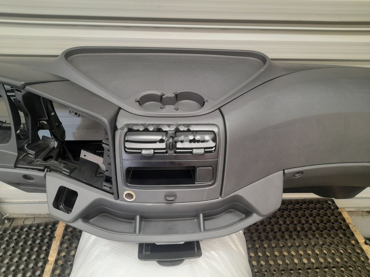 Mercedes-Benz MERCEDES ATEGO 2023 - Armatuurlaud - Veoauto: pilt 2 Mercedes-Benz MERCEDES ATEGO 2023 - Armatuurlaud - Veoauto: pilt 2