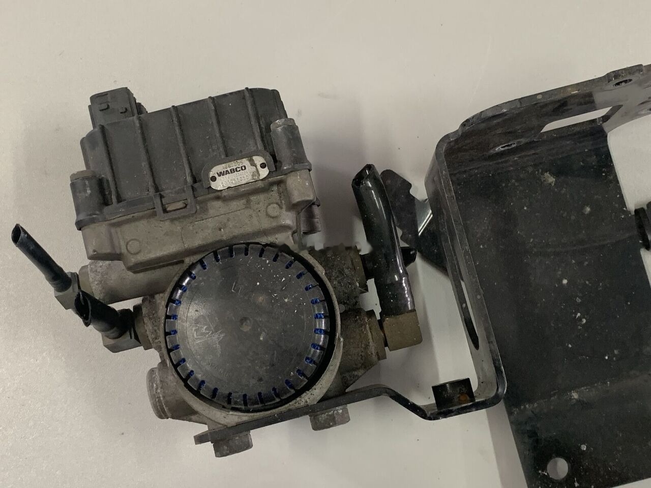 WABCO XF 106 EBS 1867005 DAF XF 106 truck - Piduriklapp - Veoauto: pilt 5 WABCO XF 106 EBS 1867005 DAF XF 106 truck - Piduriklapp - Veoauto: pilt 5