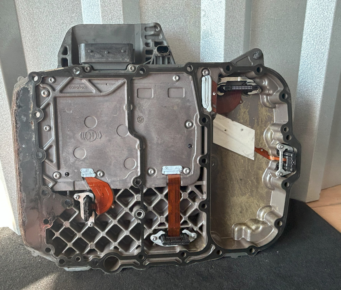ZF TRAXON ZF GEARBOX CONTROL - Käigukast ja varuosad: pilt 3 ZF TRAXON ZF GEARBOX CONTROL - Käigukast ja varuosad: pilt 3