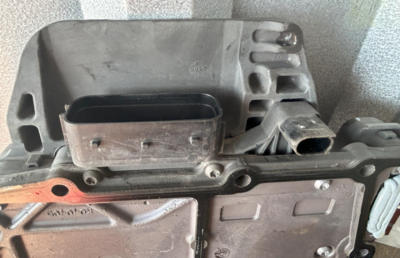 ZF TRAXON ZF GEARBOX CONTROL - Käigukast ja varuosad: pilt 4 ZF TRAXON ZF GEARBOX CONTROL - Käigukast ja varuosad: pilt 4