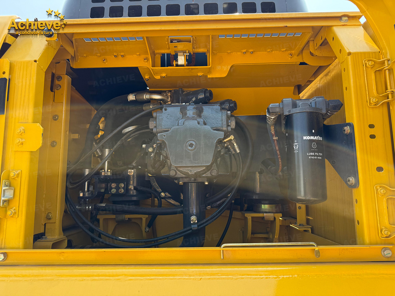 Lintekskavaator KOMATSU Remanufactured Komatsu PC360-7 excavator 1.6 m³  180/1900 kw/rpm  33000 kg  7380 mm  227 kN  Komatsu SAA6D114E  605 L【ACHIEVE】 TOP CONDITION!!!: pilt 30