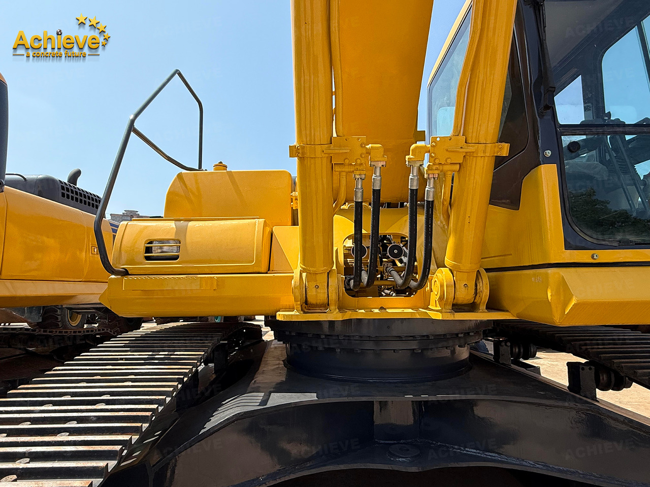 Lintekskavaator KOMATSU Remanufactured Komatsu PC360-7 excavator 1.6 m³  180/1900 kw/rpm  33000 kg  7380 mm  227 kN  Komatsu SAA6D114E  605 L【ACHIEVE】 TOP CONDITION!!!: pilt 12