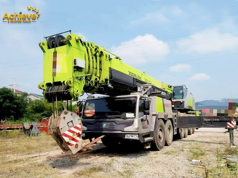 Zoomlion 2020 ZAT4000V653 Used 400 ton Mobile crane【ACHIEVE】TOP CONDITION!!! - Autokraana: pilt 1 Zoomlion 2020 ZAT4000V653 Used 400 ton Mobile crane【ACHIEVE】TOP CONDITION!!! - Autokraana: pilt 1