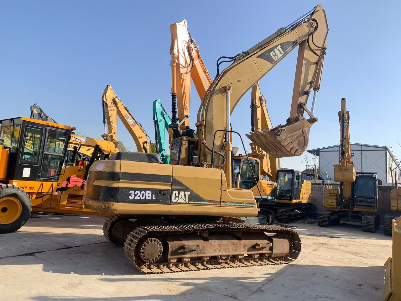 CATERPILLAR Crawler Excavator CAT 320B, 320BL Original Japanese Excavator - Lintekskavaator: pilt 2 CATERPILLAR Crawler Excavator CAT 320B, 320BL Original Japanese Excavator - Lintekskavaator: pilt 2