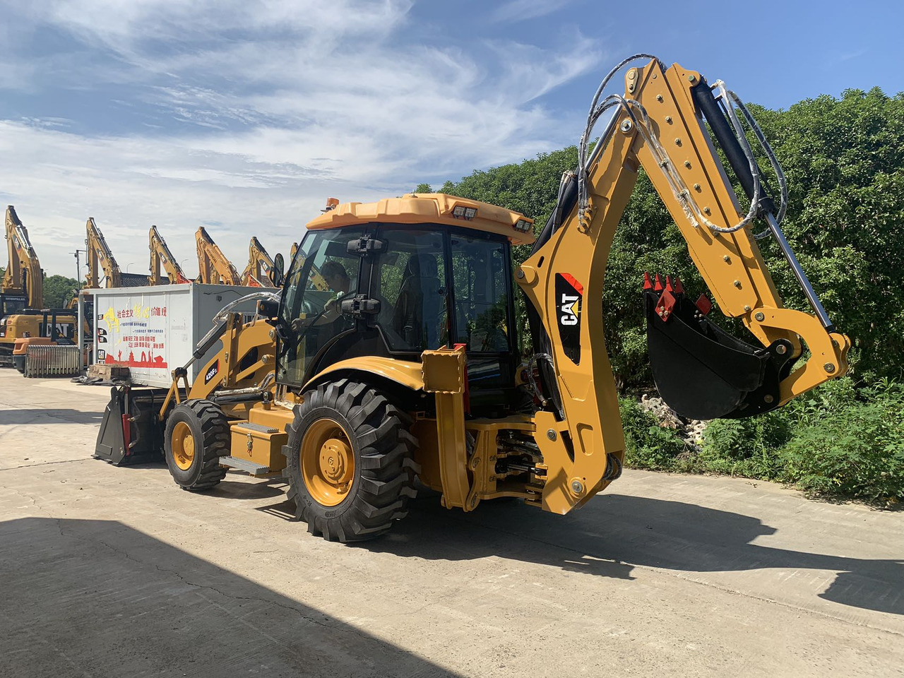 Caterpillar 420, 416 Backhoe Loader Brand New Condition - Ekskavaator-laadur: pilt 1 Caterpillar 420, 416 Backhoe Loader Brand New Condition - Ekskavaator-laadur: pilt 1