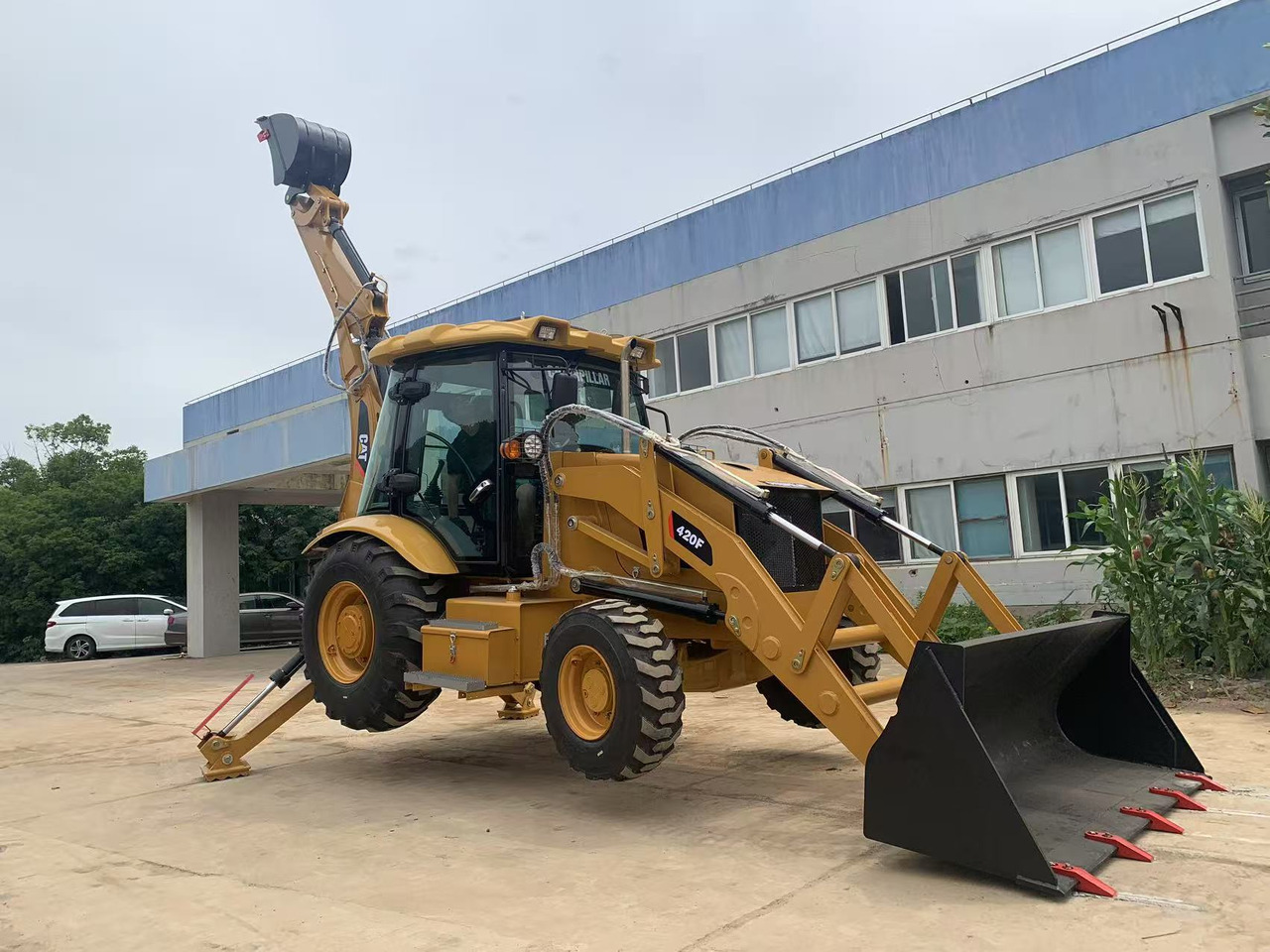 Caterpillar 4x4 Backhoe Loader CAT 420, 428 - Ekskavaator-laadur: pilt 4 Caterpillar 4x4 Backhoe Loader CAT 420, 428 - Ekskavaator-laadur: pilt 4