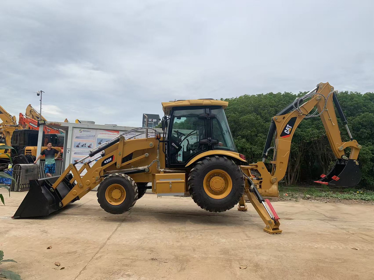 Caterpillar 4x4 Backhoe Loader CAT 420, 428 - Ekskavaator-laadur: pilt 5 Caterpillar 4x4 Backhoe Loader CAT 420, 428 - Ekskavaator-laadur: pilt 5