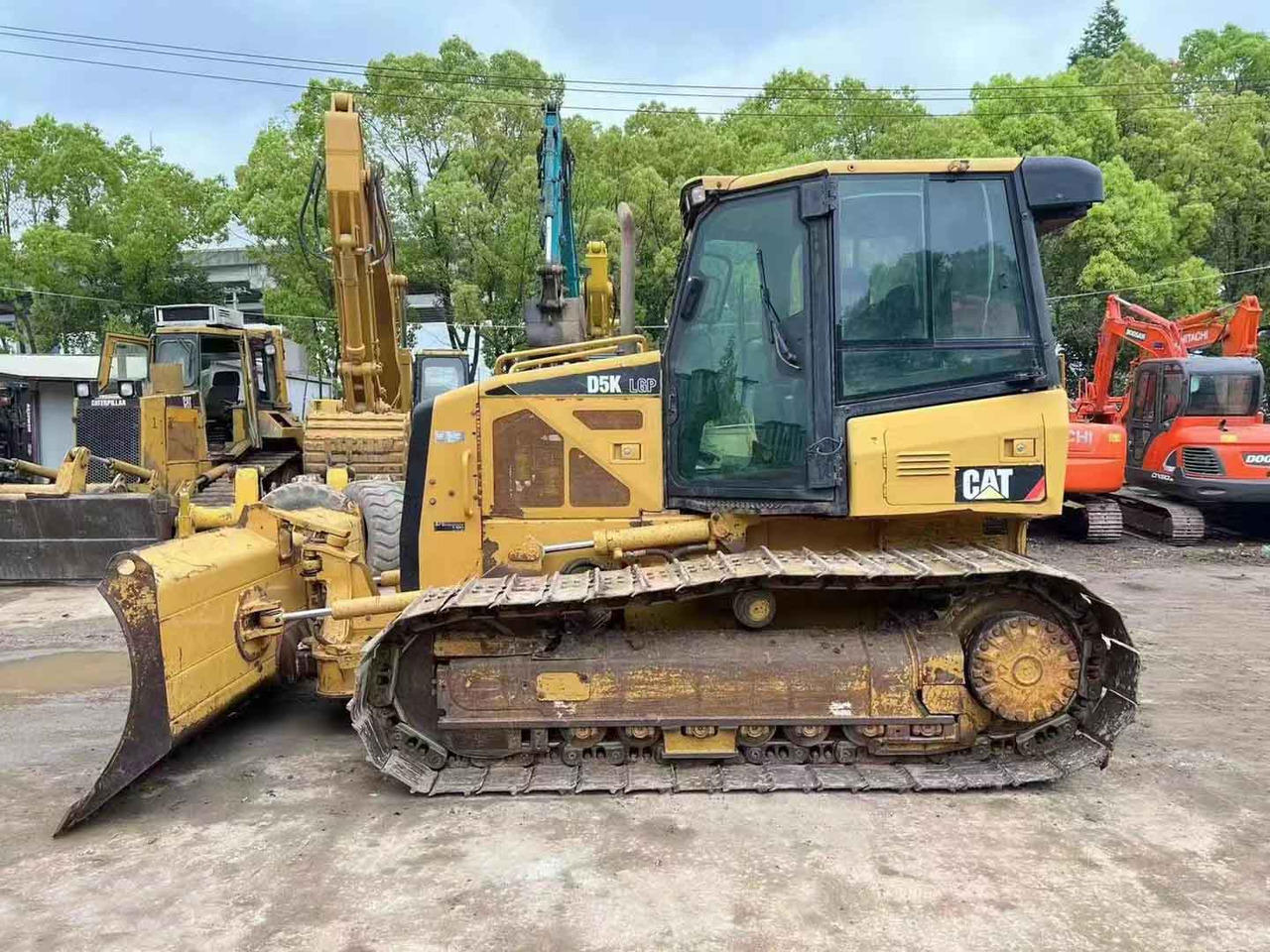 Caterpillar Bulldozer Used Condition CAT D5K LGP Original Color - Buldooser: pilt 1 Caterpillar Bulldozer Used Condition CAT D5K LGP Original Color - Buldooser: pilt 1