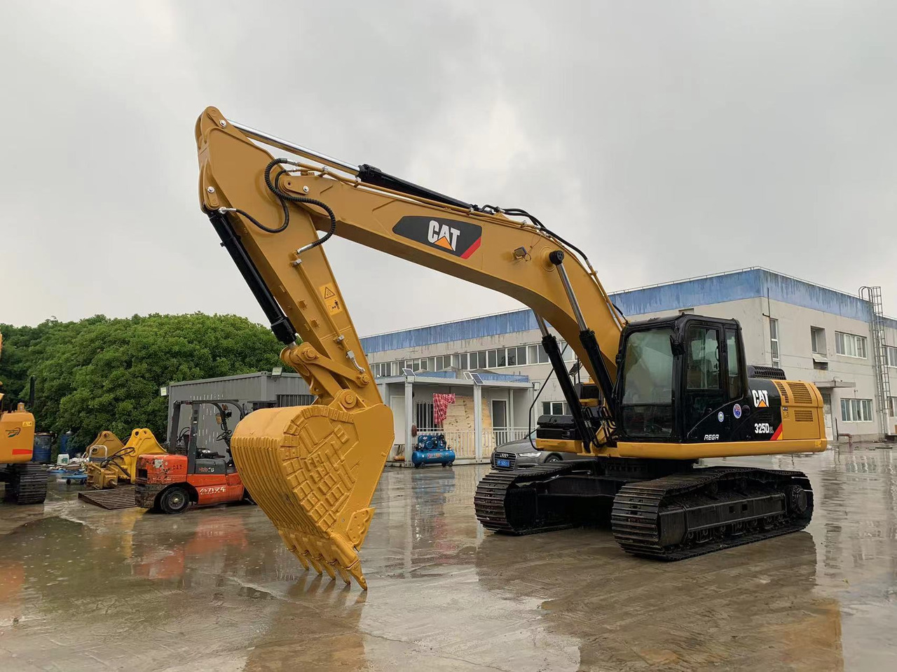 Caterpillar Construction Machine 25 ton Excavator CAT 325D, 325CL, 325BL - Lintekskavaator: pilt 5 Caterpillar Construction Machine 25 ton Excavator CAT 325D, 325CL, 325BL - Lintekskavaator: pilt 5