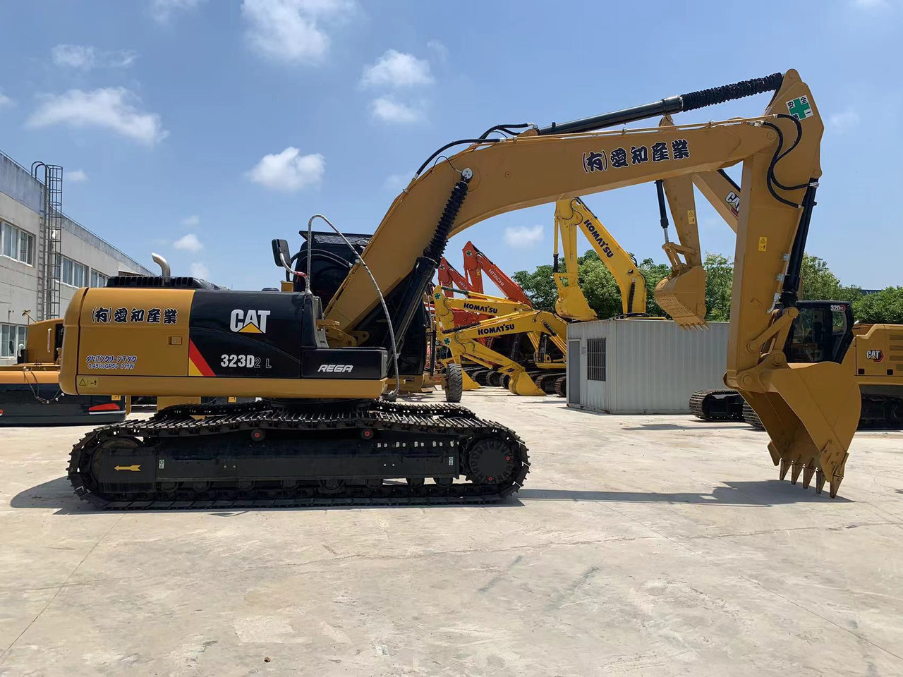 Caterpillar Excavator 320, 323 with Mechanical Engine Mitsubishi S6K - Lintekskavaator: pilt 1 Caterpillar Excavator 320, 323 with Mechanical Engine Mitsubishi S6K - Lintekskavaator: pilt 1