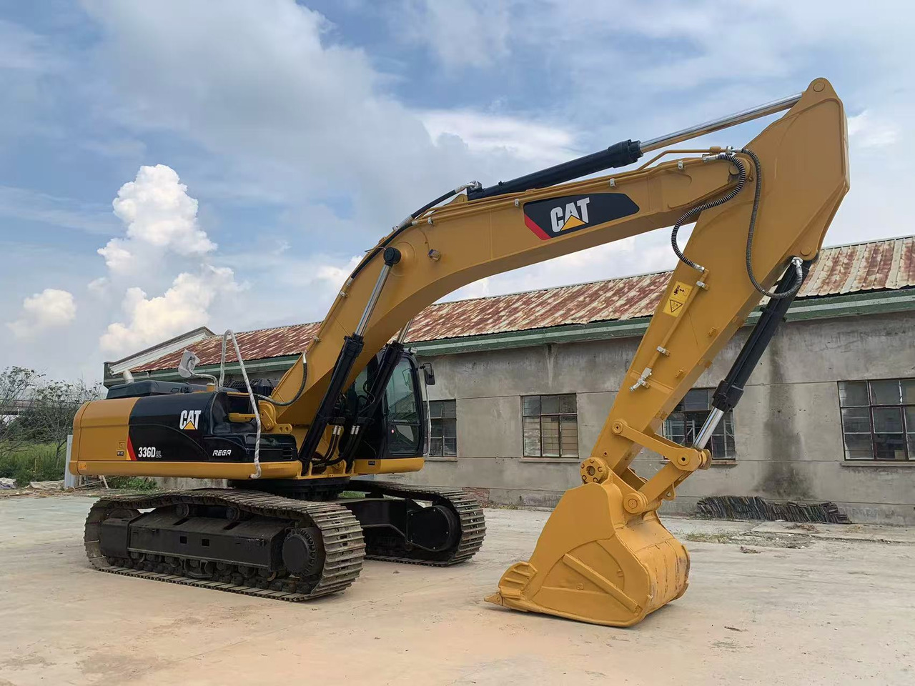 Caterpillar Heavy Excavator 36 ton Mining Machine CAT 336D, 336D2 - Lintekskavaator: pilt 1 Caterpillar Heavy Excavator 36 ton Mining Machine CAT 336D, 336D2 - Lintekskavaator: pilt 1