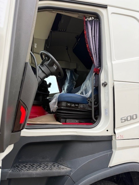 Volvo FH 500 6x2 - Sadulveok: pilt 4 Volvo FH 500 6x2 - Sadulveok: pilt 4