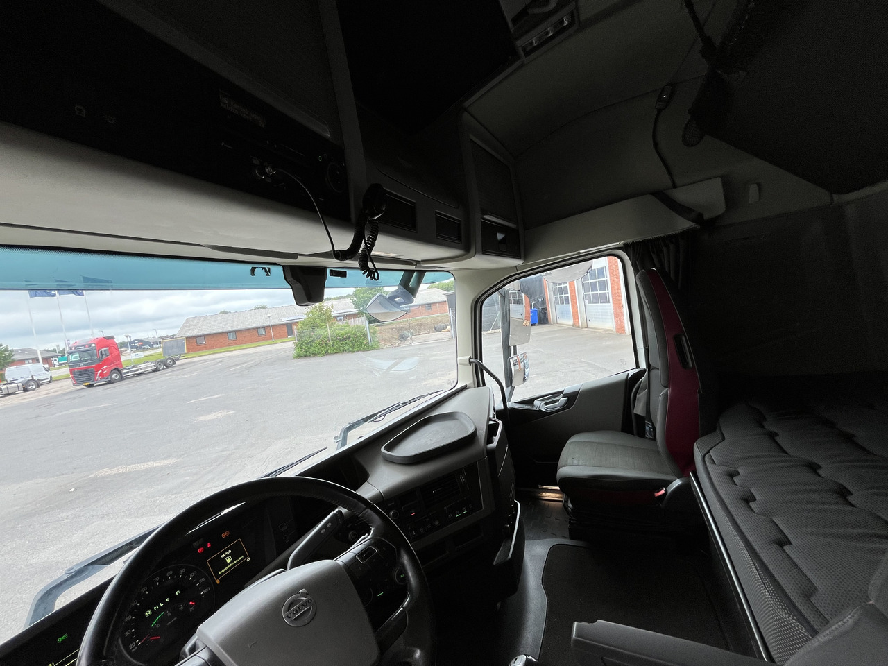 Volvo FH500 6x2 - Sadulveok: pilt 5 Volvo FH500 6x2 - Sadulveok: pilt 5
