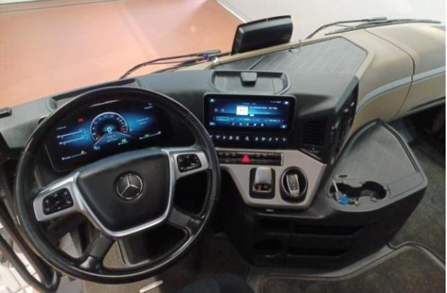 Mercedes-Benz Actros 1833 L nR liising Mercedes-Benz Actros 1833 L nR: pilt 9 Mercedes-Benz Actros 1833 L nR liising Mercedes-Benz Actros 1833 L nR: pilt 9