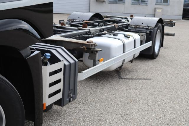 Mercedes-Benz Actros 1842 L nR - Konteinerveduk/ Tõstukiga veoauto: pilt 4 Mercedes-Benz Actros 1842 L nR - Konteinerveduk/ Tõstukiga veoauto: pilt 4