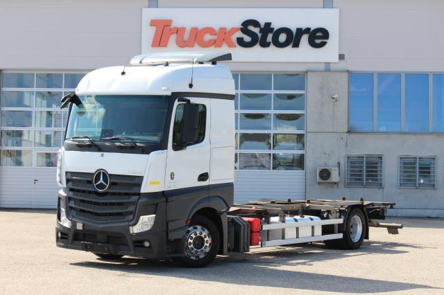 Mercedes-Benz Actros 1845 L nR - Konteinerveduk/ Tõstukiga veoauto: pilt 1 Mercedes-Benz Actros 1845 L nR - Konteinerveduk/ Tõstukiga veoauto: pilt 1