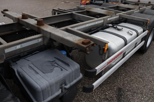 Mercedes-Benz Actros 2546 L - Konteinerveduk/ Tõstukiga veoauto: pilt 3 Mercedes-Benz Actros 2546 L - Konteinerveduk/ Tõstukiga veoauto: pilt 3