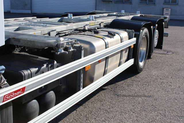 Mercedes-Benz Actros 2548LL HUBRAHMEN - Konteinerveduk/ Tõstukiga veoauto: pilt 4 Mercedes-Benz Actros 2548LL HUBRAHMEN - Konteinerveduk/ Tõstukiga veoauto: pilt 4