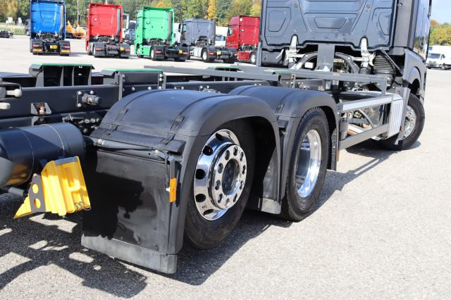 Mercedes-Benz Actros 2553 L - Konteinerveduk/ Tõstukiga veoauto: pilt 5 Mercedes-Benz Actros 2553 L - Konteinerveduk/ Tõstukiga veoauto: pilt 5