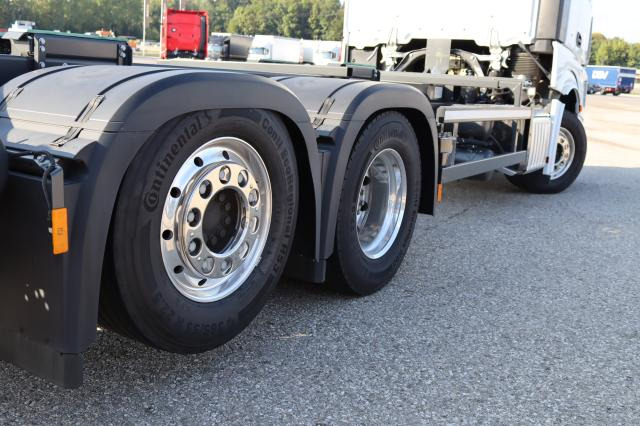 Mercedes-Benz Actros 2563LL LENKACHSE - Konteinerveduk/ Tõstukiga veoauto: pilt 5 Mercedes-Benz Actros 2563LL LENKACHSE - Konteinerveduk/ Tõstukiga veoauto: pilt 5