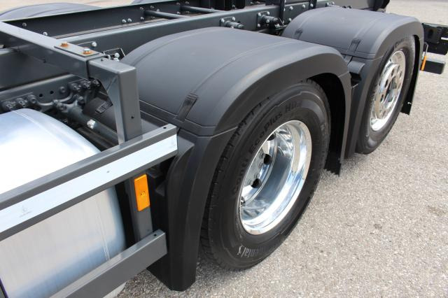 Mercedes-Benz Actros 2563LL LENKACHSE - Konteinerveduk/ Tõstukiga veoauto: pilt 4 Mercedes-Benz Actros 2563LL LENKACHSE - Konteinerveduk/ Tõstukiga veoauto: pilt 4