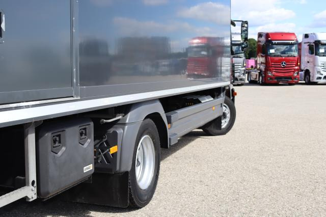 Mercedes-Benz Atego 1223 L - Kasti veoauto: pilt 5 Mercedes-Benz Atego 1223 L - Kasti veoauto: pilt 5