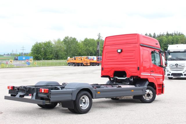 Mercedes-Benz Atego 1223 L nR - Kabiinišassiiga veoauto: pilt 4 Mercedes-Benz Atego 1223 L nR - Kabiinišassiiga veoauto: pilt 4