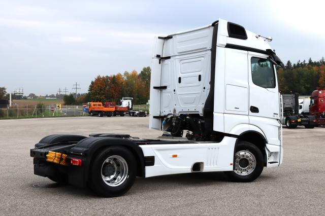 Mercedes-Benz Actros 1853 LS - Sadulveok: pilt 3 Mercedes-Benz Actros 1853 LS - Sadulveok: pilt 3
