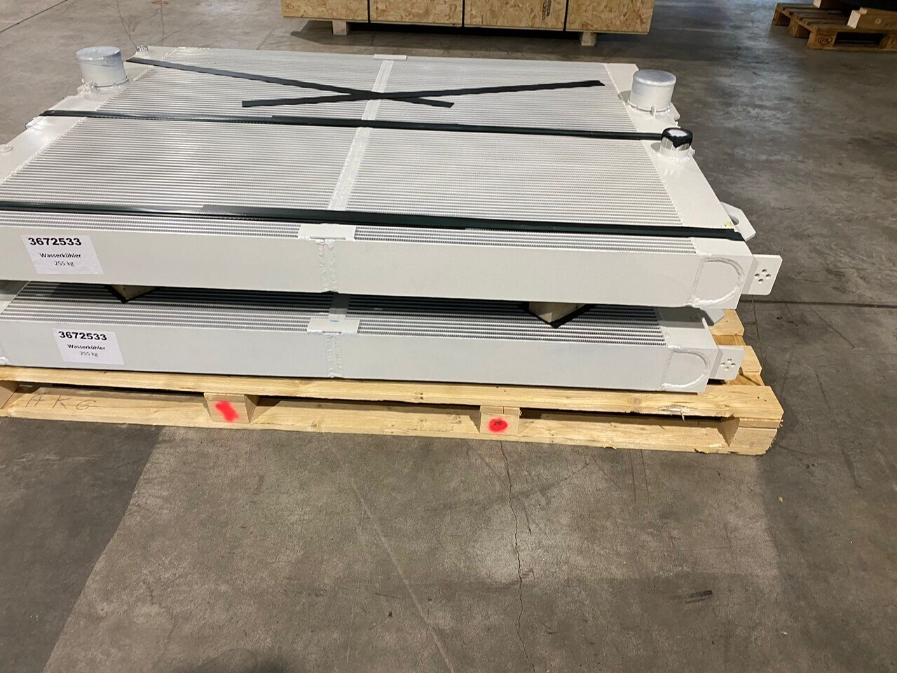 O&K Terex Water radiator RH120 Cat 6030 3672533 1459344 533-9472 - Radiaator - Veoauto: pilt 1 O&K Terex Water radiator RH120 Cat 6030 3672533 1459344 533-9472 - Radiaator - Veoauto: pilt 1
