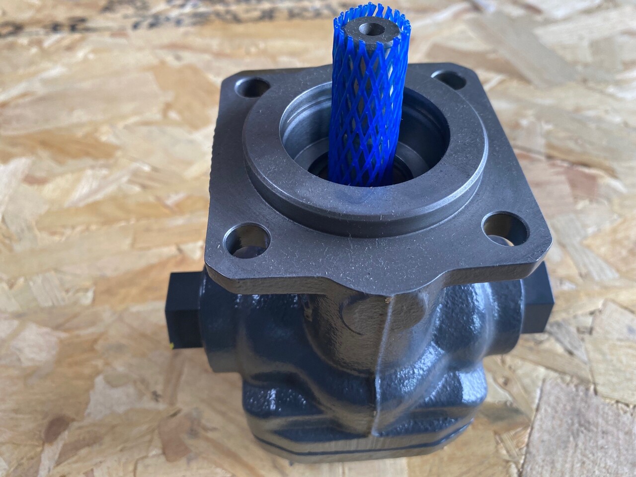 O&K Terex RH120 RH340 Lube oil pump 6000121 1461638 534-2058 - Varuosa - Veoauto: pilt 2 O&K Terex RH120 RH340 Lube oil pump 6000121 1461638 534-2058 - Varuosa - Veoauto: pilt 2