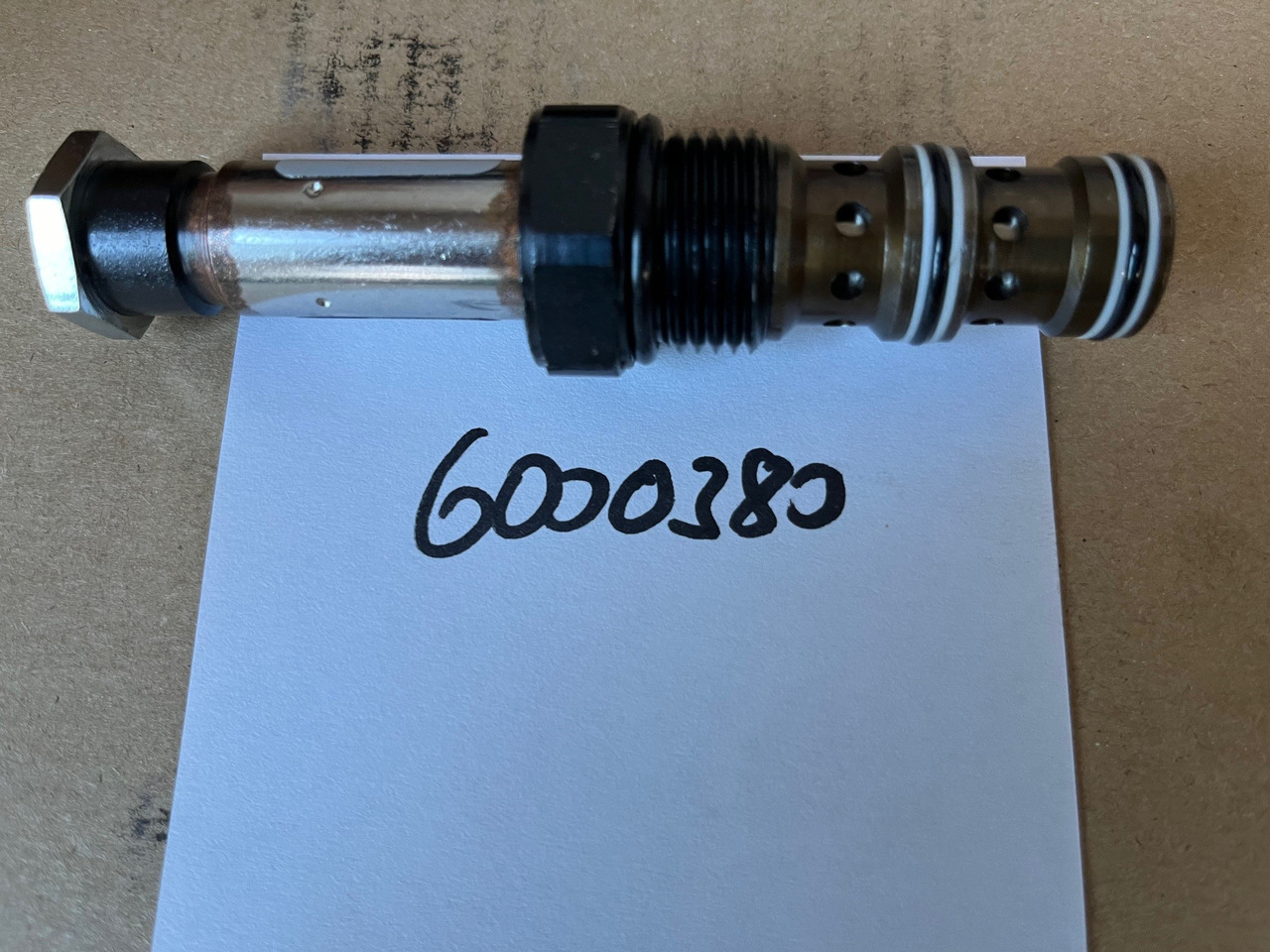 O&K Terex Valve 6000380 1455218 533-7208 - Varuosa - Ekskavaator: pilt 1 O&K Terex Valve 6000380 1455218 533-7208 - Varuosa - Ekskavaator: pilt 1