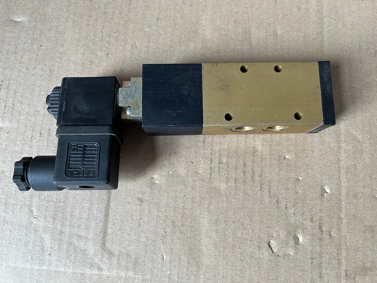 Pneumax Valve 468/1.52.01.1M2 - Varuosa - Ehitusmasinad: pilt 2 Pneumax Valve 468/1.52.01.1M2 - Varuosa - Ehitusmasinad: pilt 2